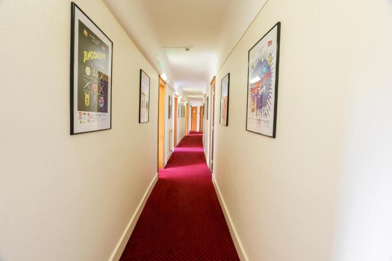 Brit Terminus Hotel