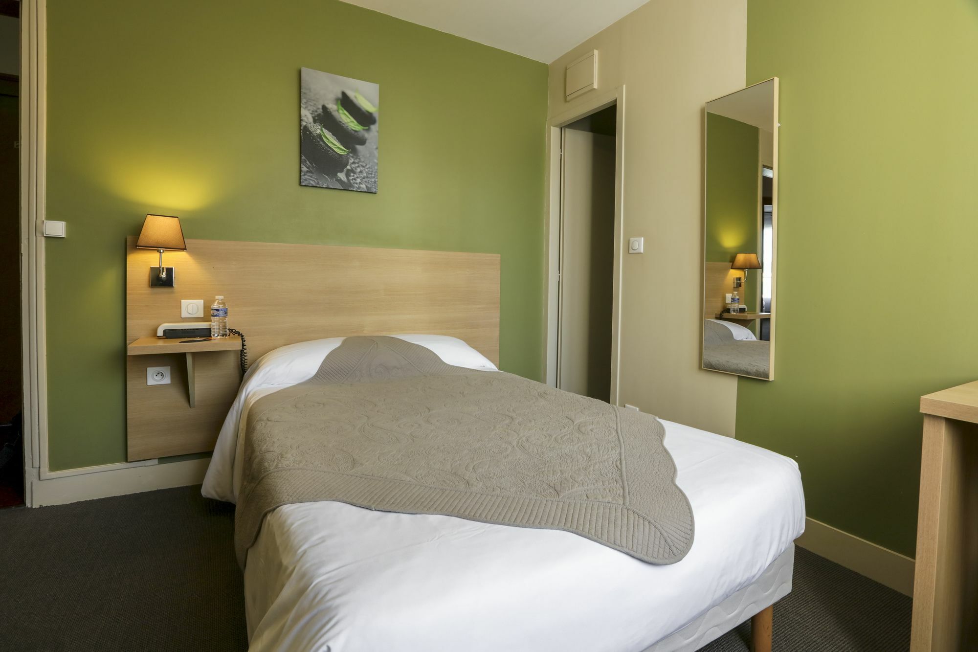 Brit Terminus Hotel 3*