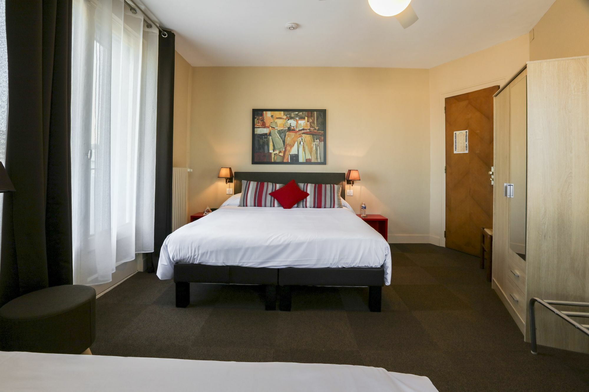 Brit Terminus Hotel 3*